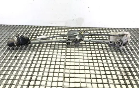 Front wiper linkage and motor