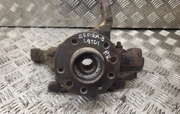 Opel Zafira B Front wheel hub
