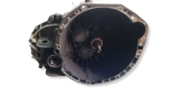 Nissan Primastar Manual 6 speed gearbox PF6