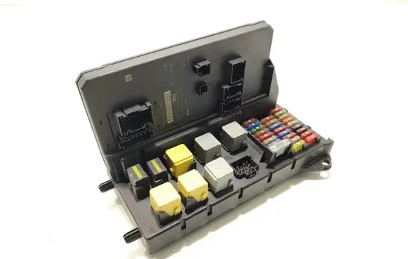 Volkswagen Crafter Fuse box set A9069014500 A9069024301