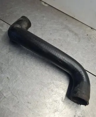 Mercedes-Benz Sprinter W901 W902 W903 W904 Engine coolant pipe/hose 9015011582