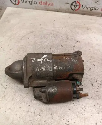 Opel Zafira B Starter motor
