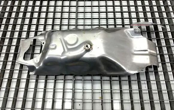 BMW 5 G30 G31 G38 Exhaust heat shield 7852127