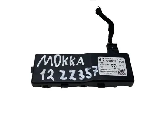 Opel Mokka Door central lock control unit/module 13503204