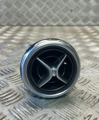 Mercedes-Benz GLA W156 X156 Dash center air vent grill A1568300000