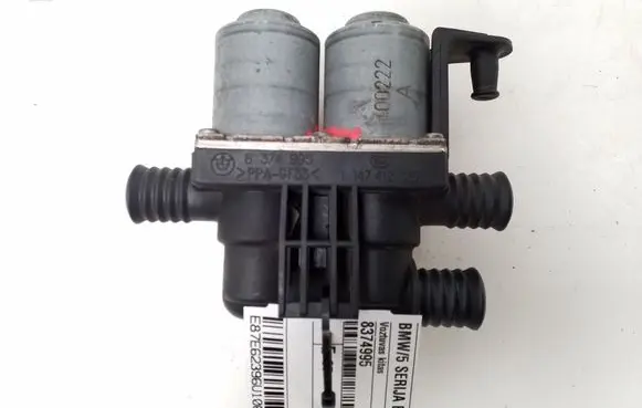 BMW 5 E39 Coolant heater control valve 8374995