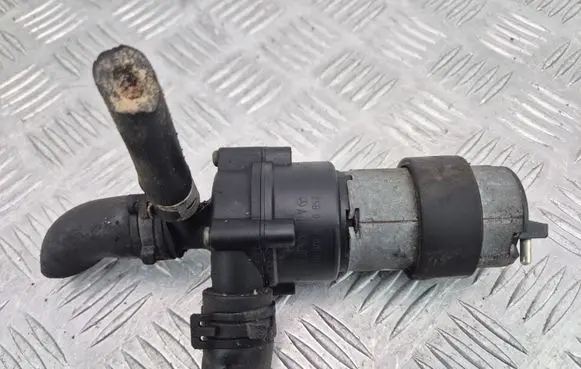 Mercedes-Benz C W203 Electric auxiliary coolant/water pump A2038350164