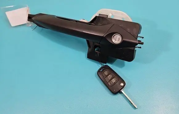 Hyundai i30 Front door exterior handle 91270-03100 IMPRK1512404