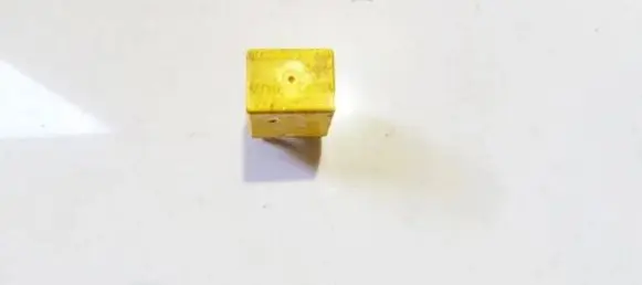 Land Rover Range Rover P38A Other relay v23073b1005 ywb10004