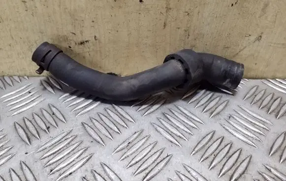 Volkswagen Polo V 6R Engine coolant pipe/hose