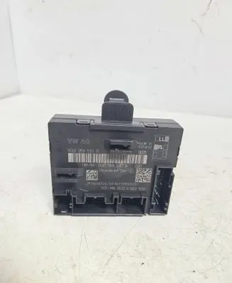 Volkswagen Golf VII Door control unit/module 5Q0959592B 959592B P10099536