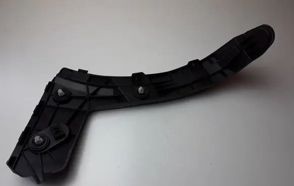 Audi Q2 - Rear bumper mounting bracket 81A807253