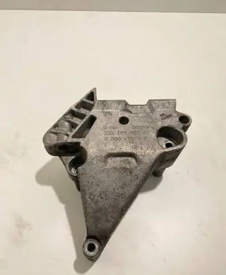 Volkswagen Golf V Engine mounting bracket 03G199207A