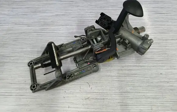 Mini One - Cooper R50 - 53 Steering wheel axle 6763799 6781941 1513076