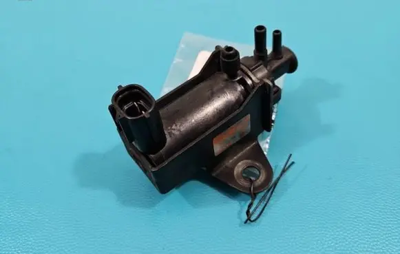 Toyota Corolla Verso E121 Turbo solenoid valve 25819-27050 IMPRK1368198