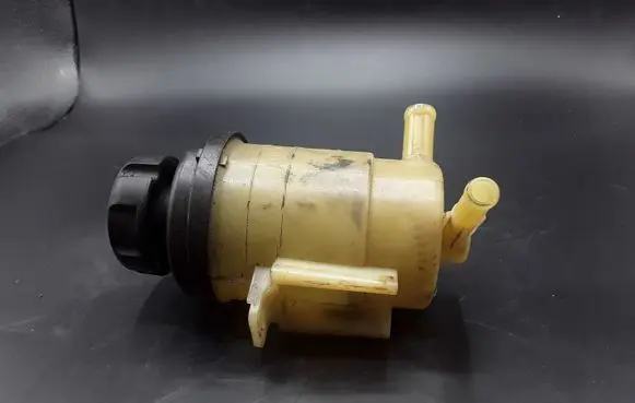 Hyundai Sonata Power steering fluid tank/reservoir NOCODE