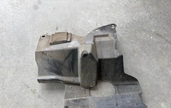 Toyota GT 86 Front splash guards bracket 56440CA030