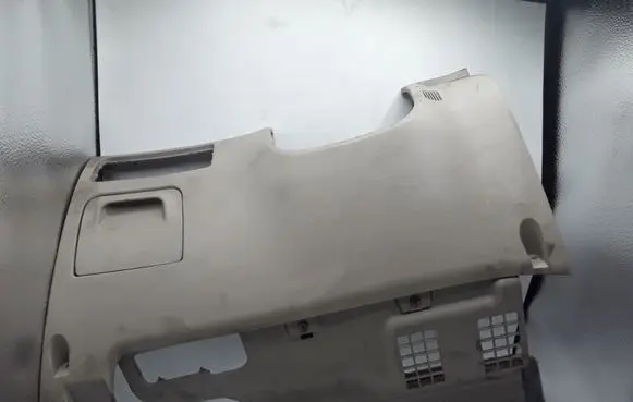 Hyundai Sonata Steering wheel column trim 847513K400