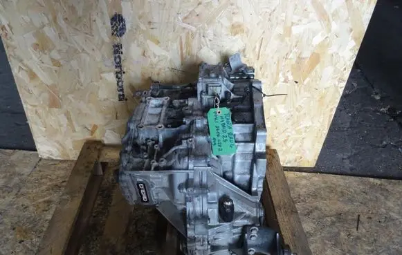 Toyota RAV 4 (XA40) Automatic gearbox PHL1