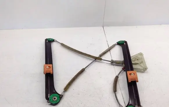Audi A3 S3 8P Front window lifting mechanism without motor 8P4837462A
