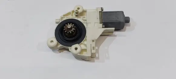 Ford Focus Front door window regulator motor 4M5T-14A389