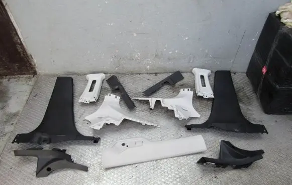 Honda e:Ny1 Other sill/pillar trim element 