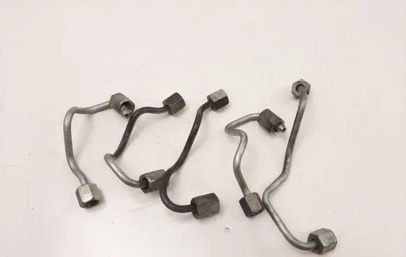 Toyota Auris 150 Fuel injector supply line/pipe 