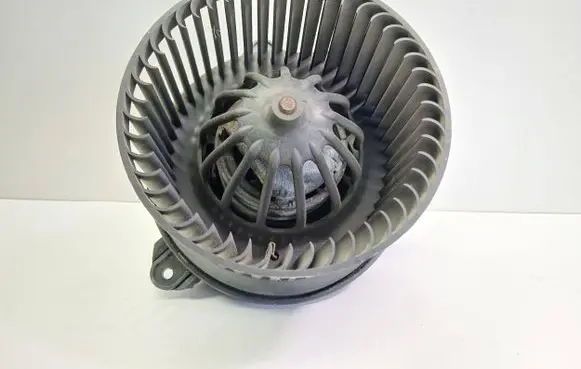Renault Megane I Heater fan/blower A52566770CE