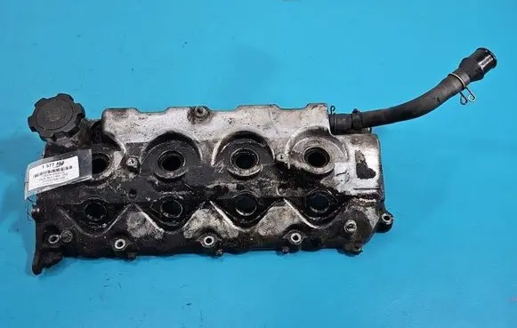 Toyota RAV 4 (XA20) Rocker cam cover IMPRK1577407