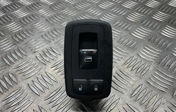 Maserati Ghibli Electric window control switch 670025405 10095653 5PG15DX9AB