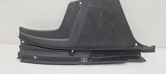 Maserati Levante Wiper trim 670042320 D473