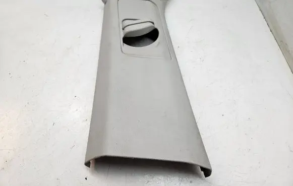(B) pillar trim (top)