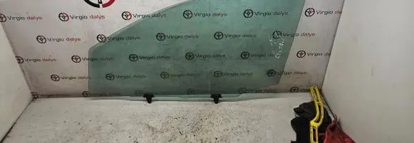 Nissan Qashqai Front door window glass four-door 43R001582 E000199