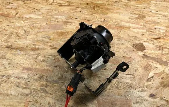 Opel Corsa F Vacuum air tank 9835028580