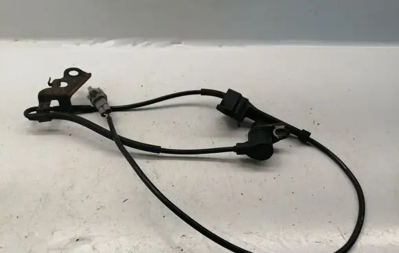 Toyota Corolla Verso AR10 ABS brake wheel speed sensor 8954302040