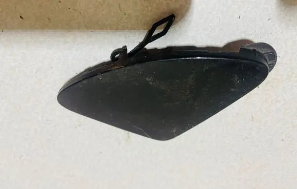 Mercedes-Benz GLK (X204) Front tow hook cap/cover A2048851424