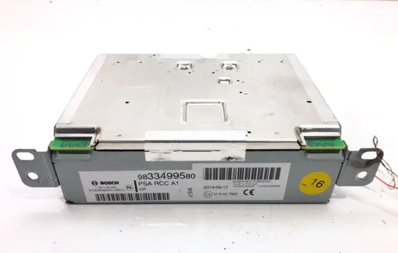 Peugeot Partner III Radio/CD/DVD/GPS head unit 9833499580