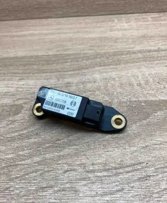 Mercedes-Benz C W202 Airbag deployment crash/impact sensor 0018200726