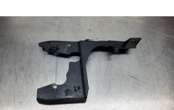 Volvo V50 Timing belt guard (cover)