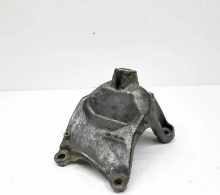 Audi A5 Engine mounting bracket 8W0199308L