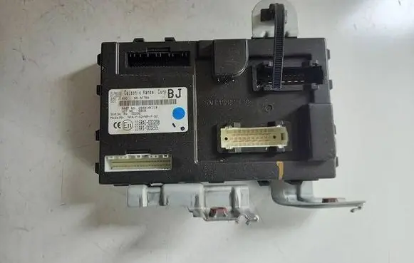 Nissan Navara D23 Comfort/convenience module 284B14KJ1B 116RAI000258 116RI000259