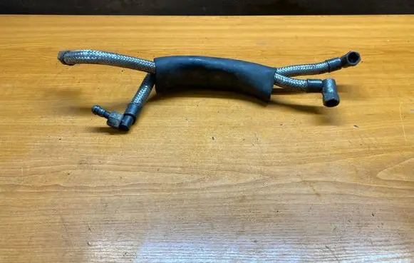 Audi V8 Fuel main line pipe