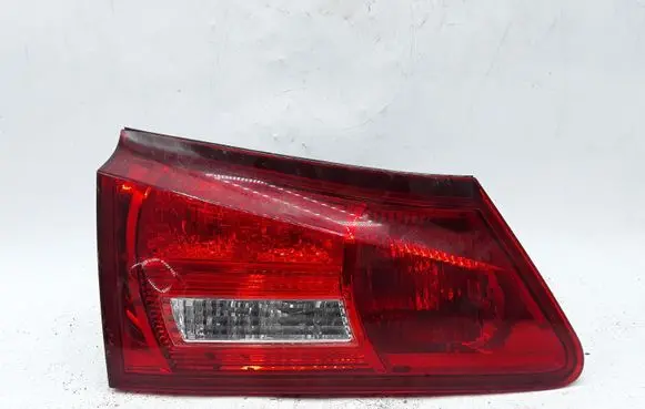 Lexus IS 220D-250-350 Tailgate rear/tail lights NOCODE