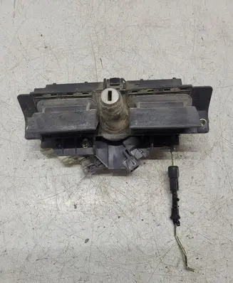 Audi A6 S6 C5 4B Tailgate exterior lock 8D9827565
