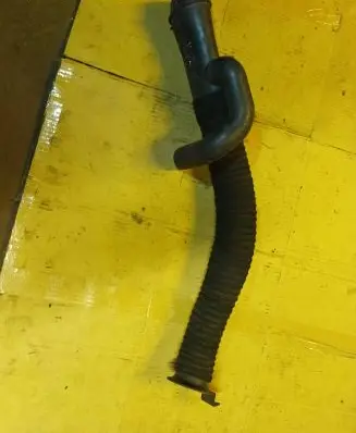 Renault Espace - Grand espace IV Air intake duct part 8200235079