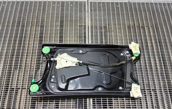 Land Rover Range Rover Sport L320 Front window lifting mechanism without motor 994731