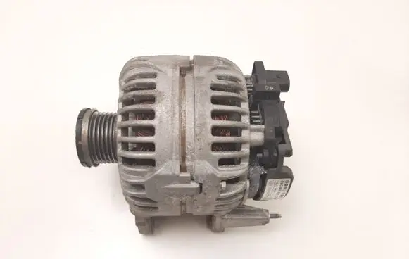 Volkswagen Golf VI Generator/alternator 03C903023AX