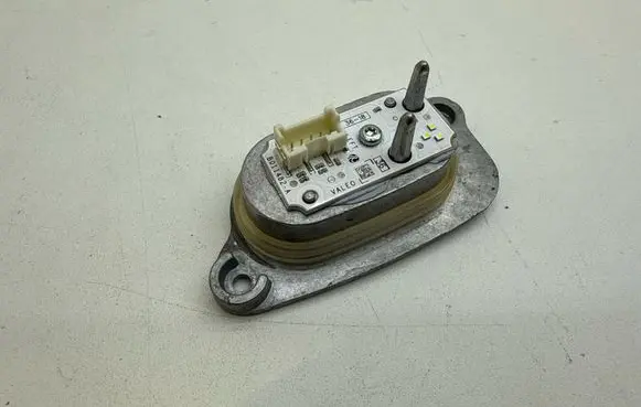 Audi A3 S3 8V LED ballast control module 90070222
