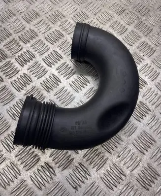 Volkswagen Touran I Air intake hose/pipe 1K0129618AC