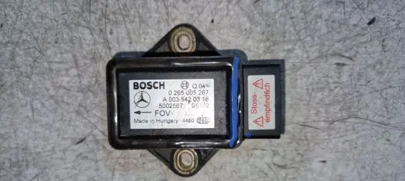 Mercedes-Benz E W211 ESP acceleration yaw rate sensor A0035420318